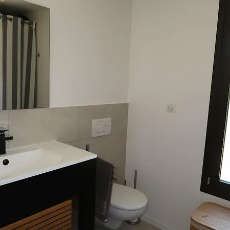 Spacious House For 8 With Swimming Pool * アンティーブ